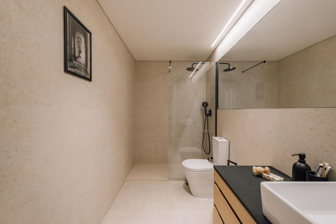 Comporta - 1 Bedroom And Parking In Parque Nacoes Apartment *