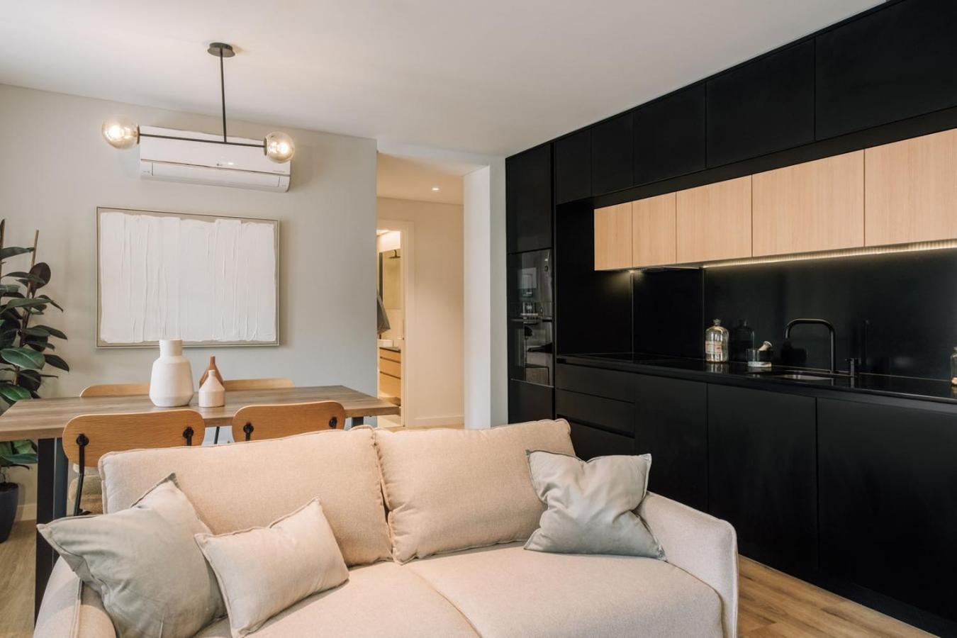 Comporta - 1 Bedroom And Parking In Parque Nacoes Apartment *